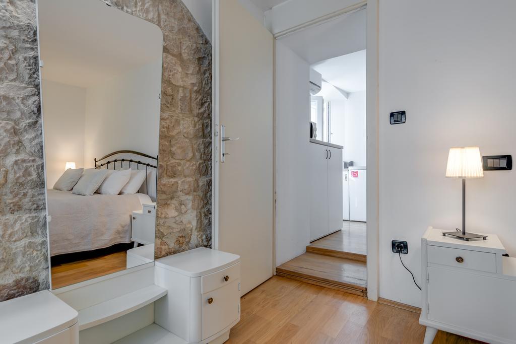 Temple Luxury Apartments & Rooms Split Exterior photo